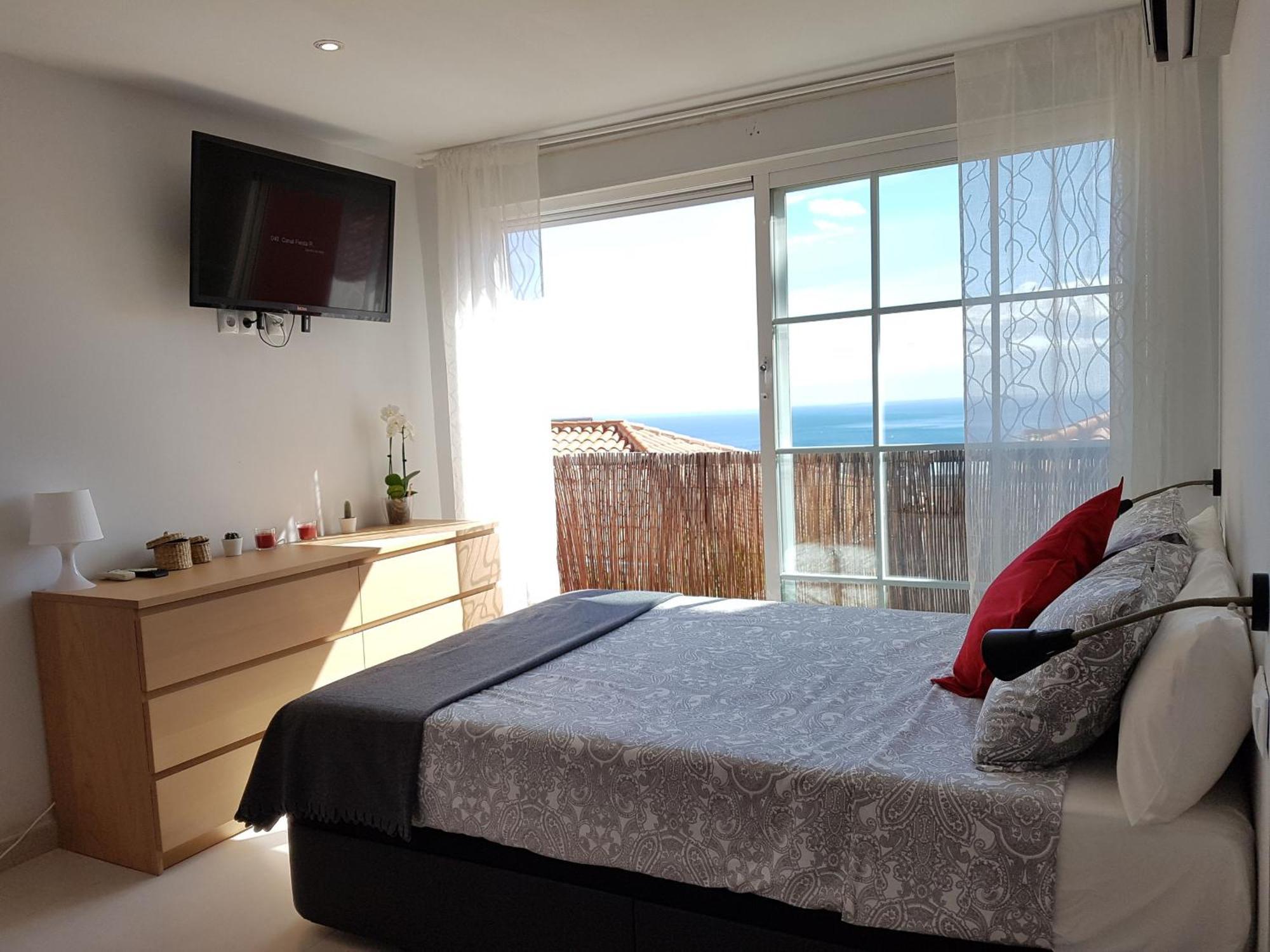 Peaceful Studio With Amazing Sea Views And Free Parking Benalmádena Exteriör bild